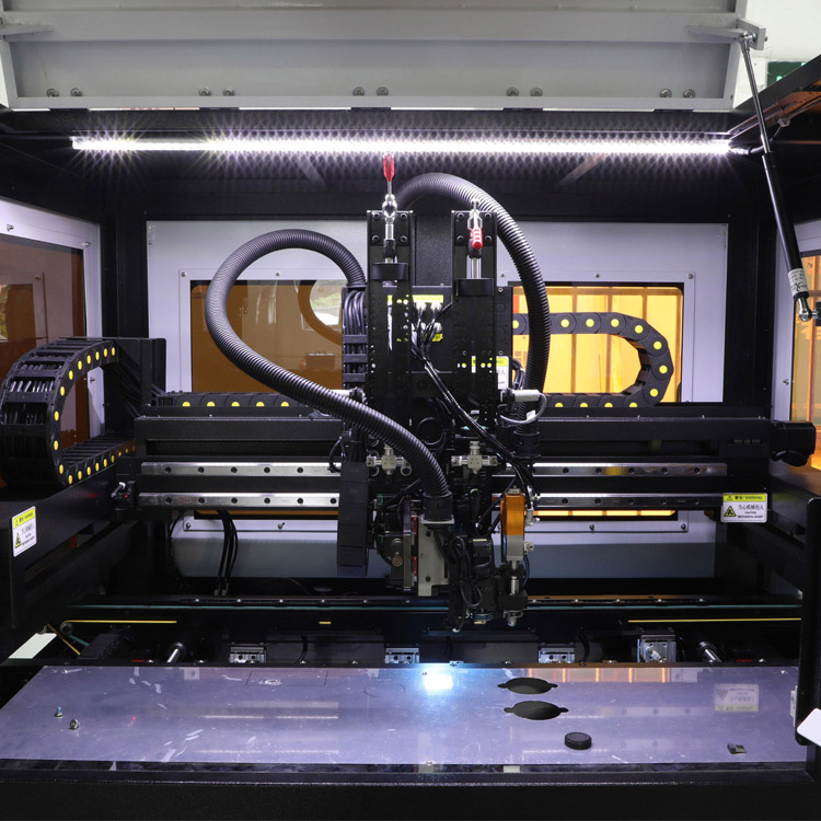 視覺點(diǎn)膠機(jī).jpg 視覺點(diǎn)膠機(jī).jpg