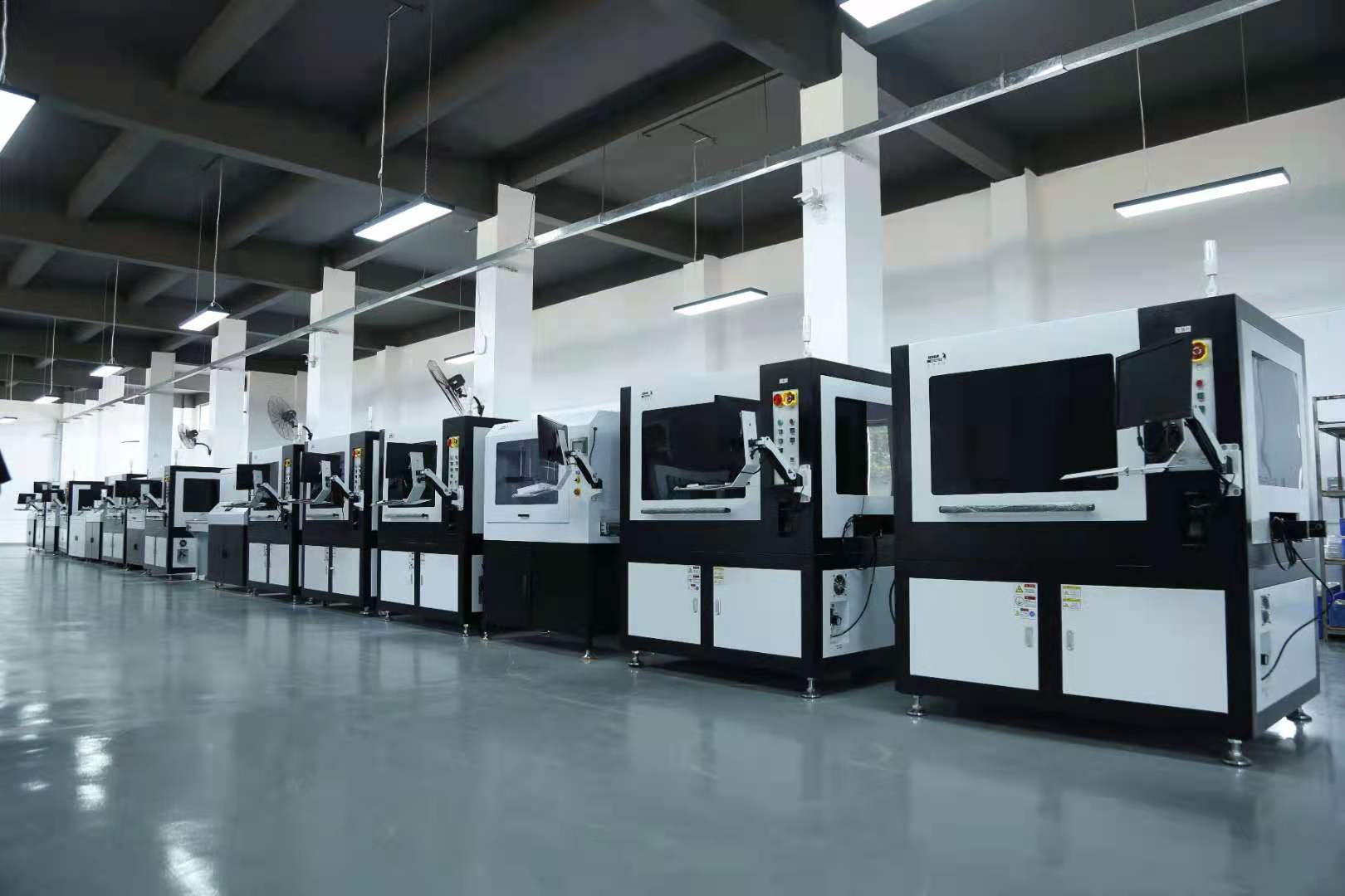 非接觸式點(diǎn)膠機(jī).jpg 非接觸式點(diǎn)膠機(jī).jpg